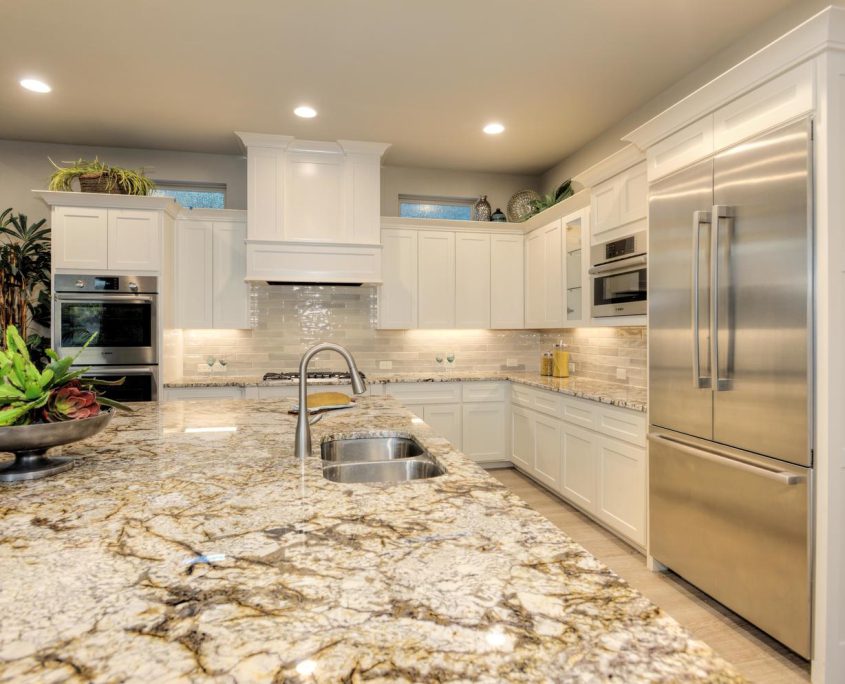 202 Majestic Bluff Kitchen