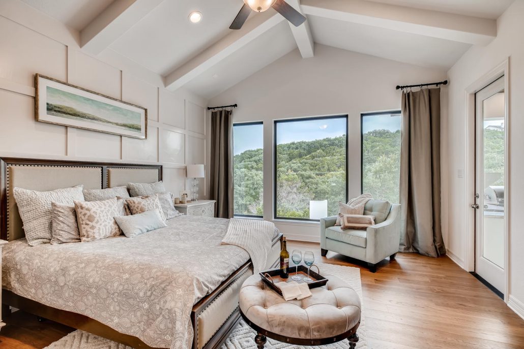 642 Winding Ravine Primary Bedroom