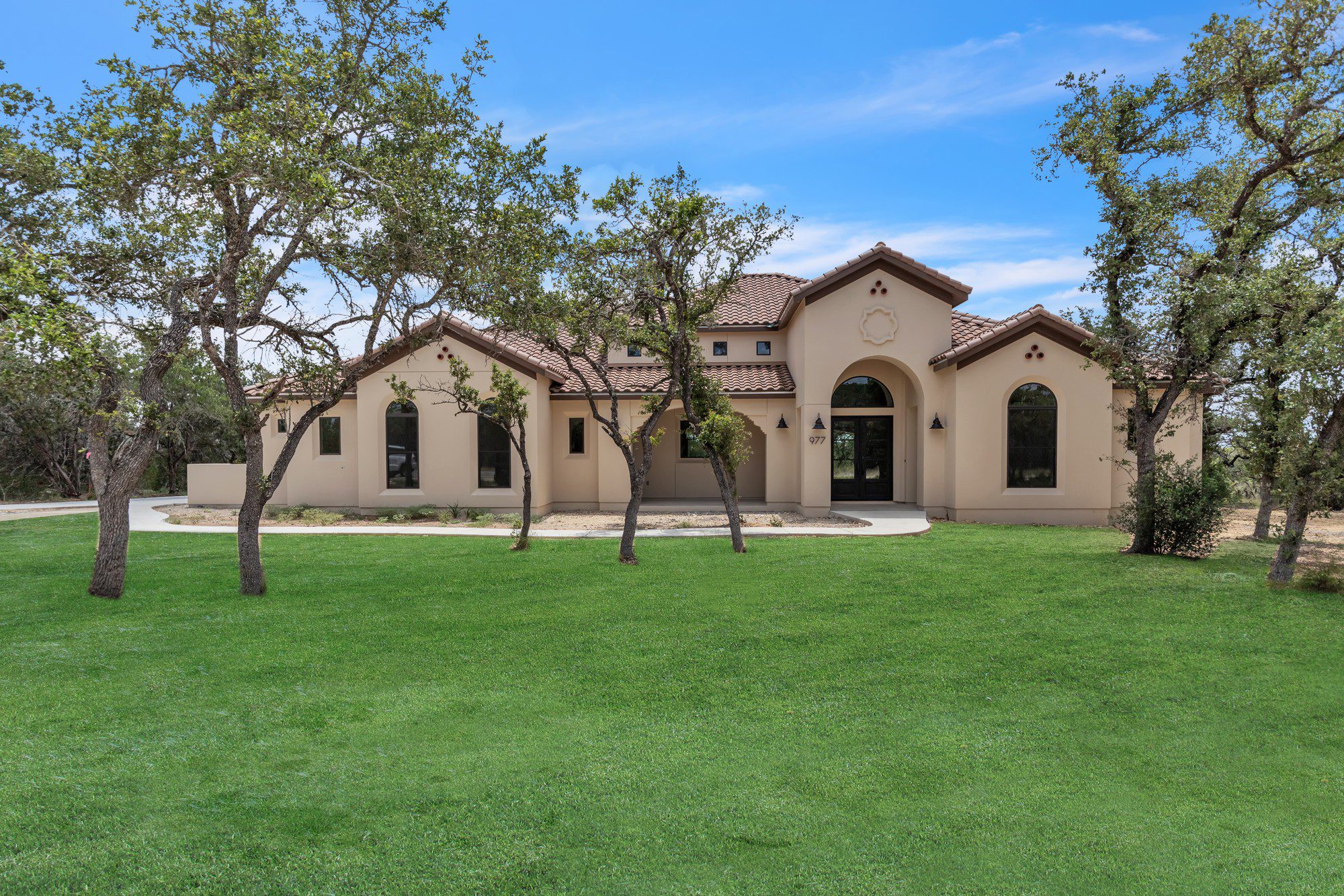 977-scarlett-ridge-drive-2